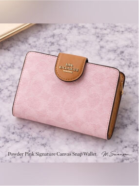 NEW Authentic Coach CEC29 Powder Pink Signature Canvas Snap Wallet Card Case NWT